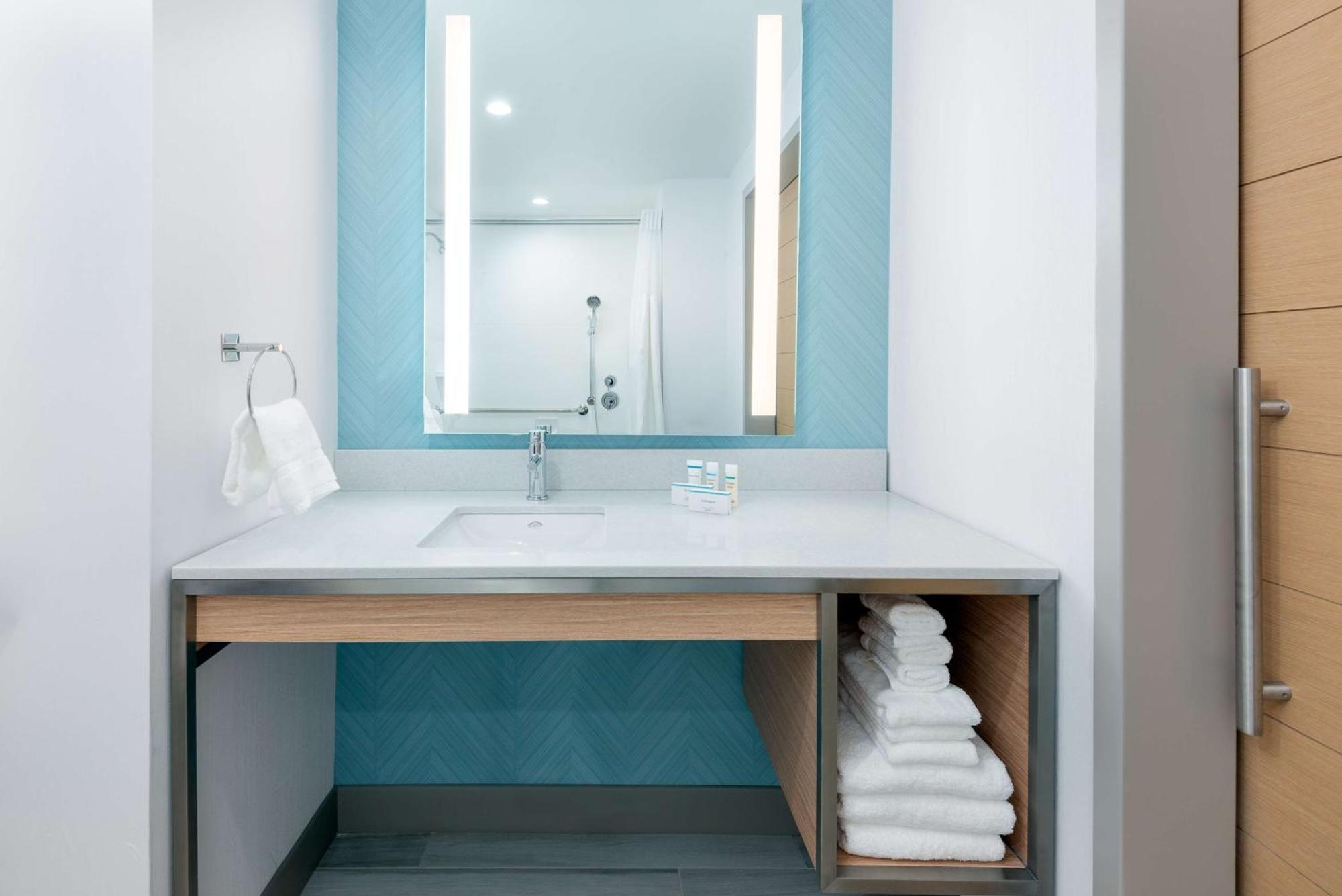 Hilton Garden Inn Panama City Airport, Fl Bagian luar foto